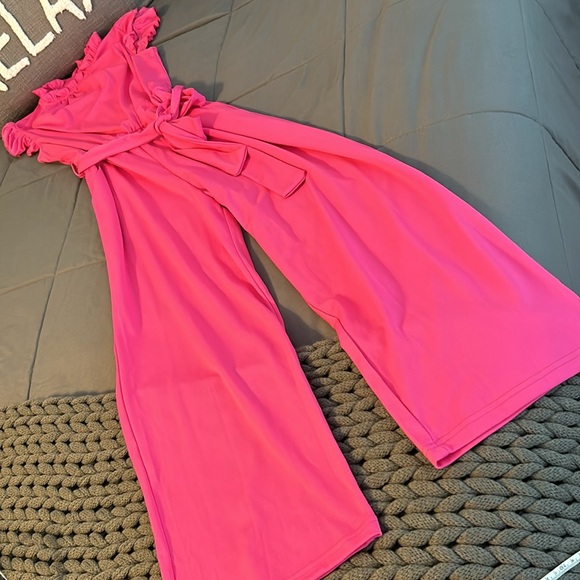 Bougainvillea Pink Ruffle Neck Shoulder Jumpsuit New S Fuchsia Belt Wide Leg - Picture 5 of 5